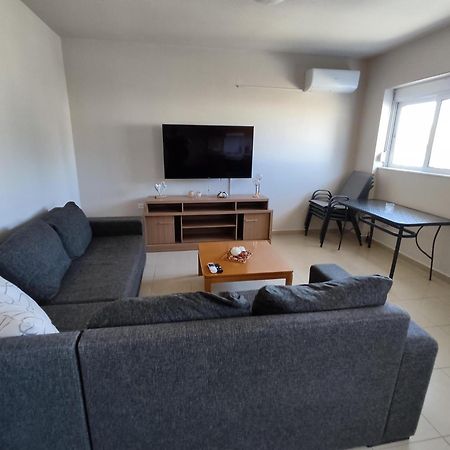Mama Marina Apartement Near To The Airport 2 Antimachia Bagian luar foto